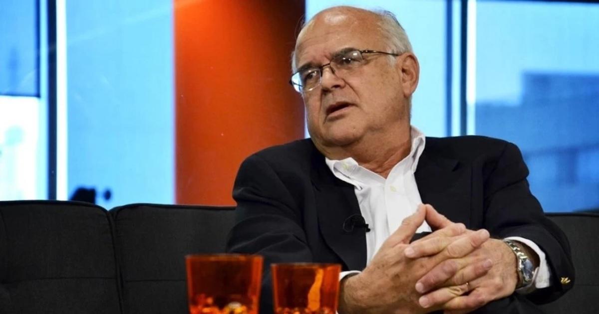 Doacutelar convergiendo a 2000 bandas transitorias y crecimiento heterogeacuteneo