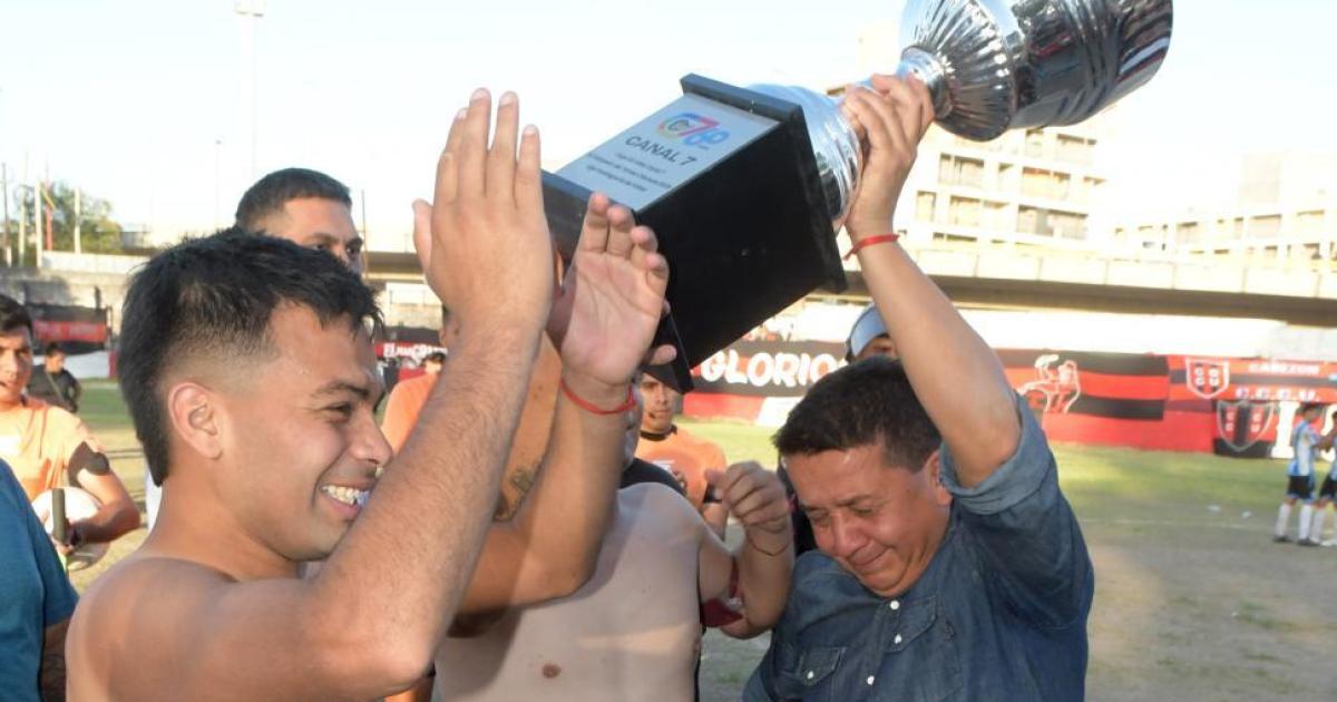 Jorge Chavo Valoy campeoacuten en el antildeo maacutes duro de su vida ante la peacuterdida de sus padres