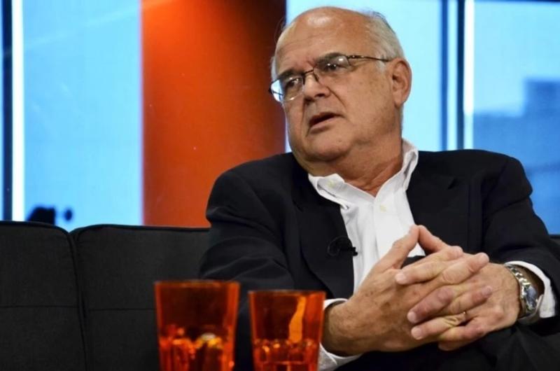 Doacutelar convergiendo a 2000 bandas transitorias y crecimiento heterogeacuteneo