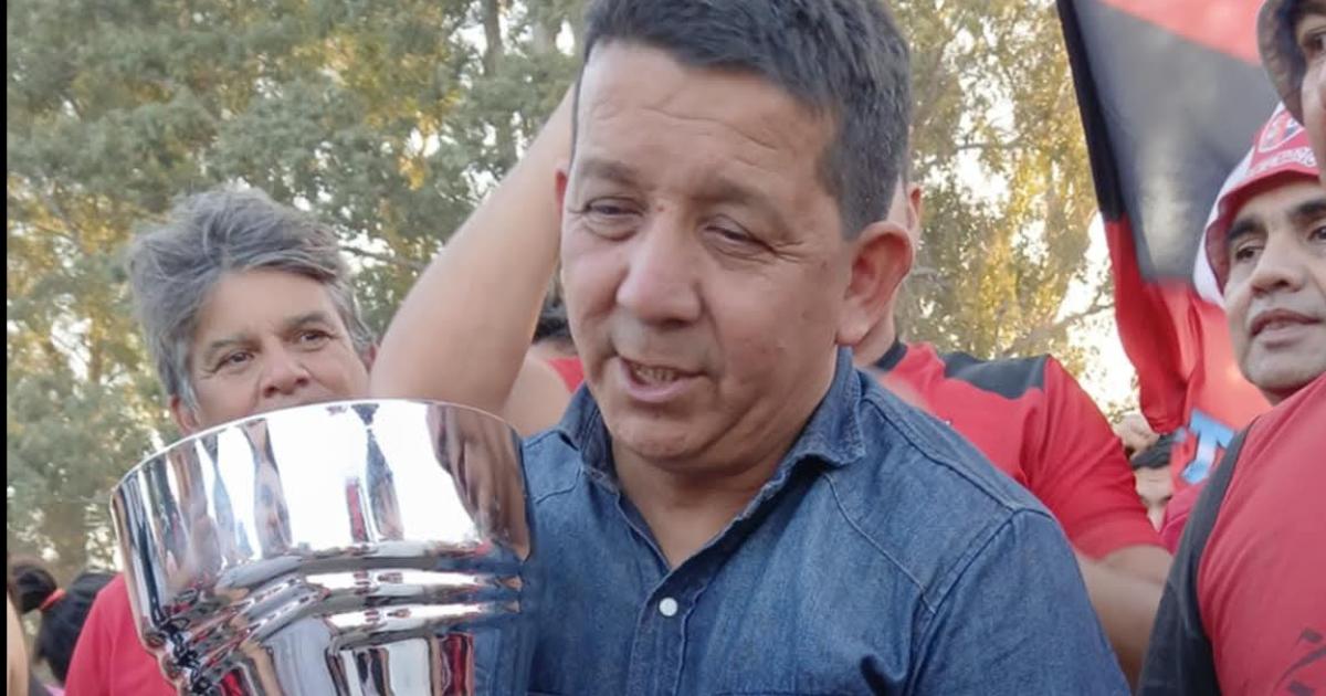 Jorge Chavo Valoy campeoacuten en el antildeo maacutes duro de su vida ante la peacuterdida de sus padres