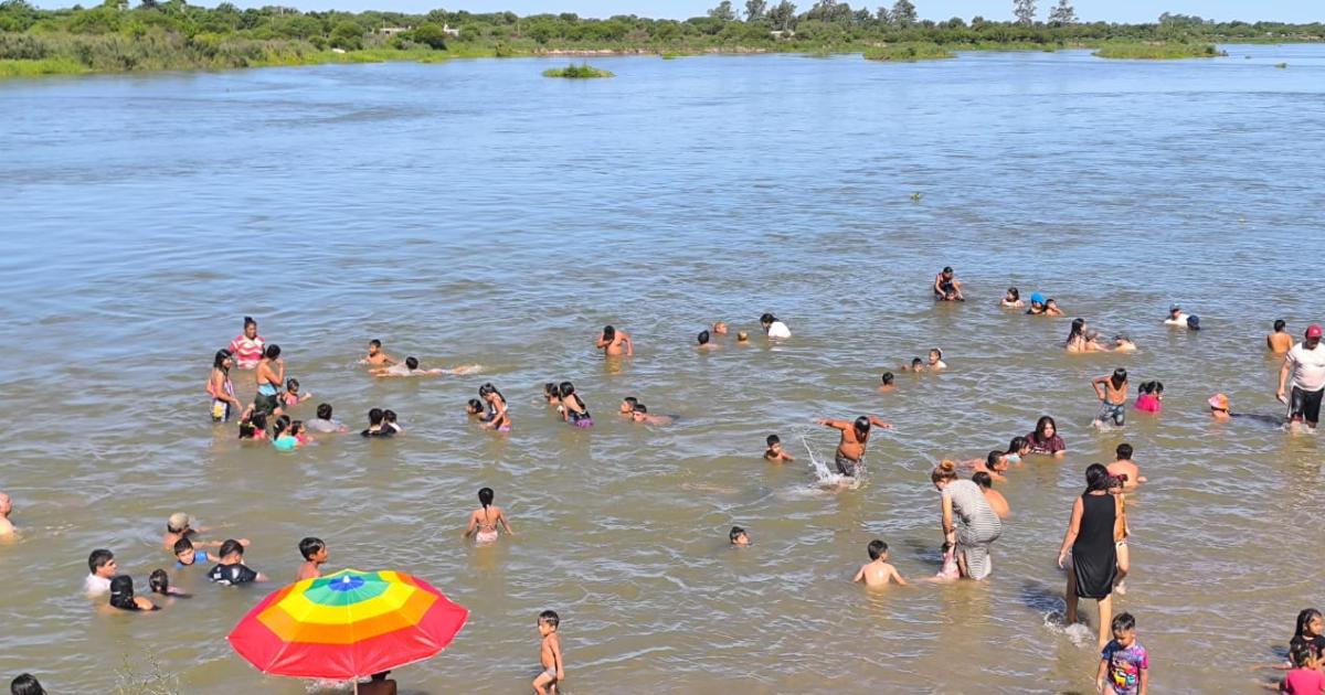 El riacuteo Dulce es traicionero porque cambia todos los diacuteas- la advertencia de los guardavidas tras las muertes en Santiago del Estero