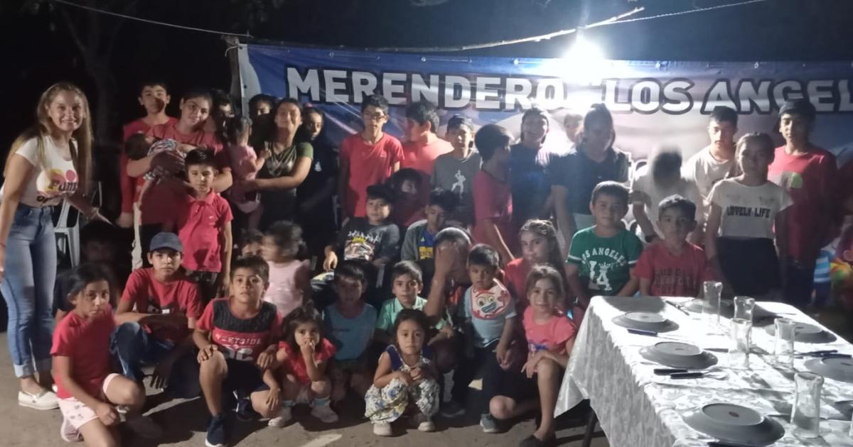 El merendero Los Angelitos recibioacute el nuevo antildeo con una emotiva jornada