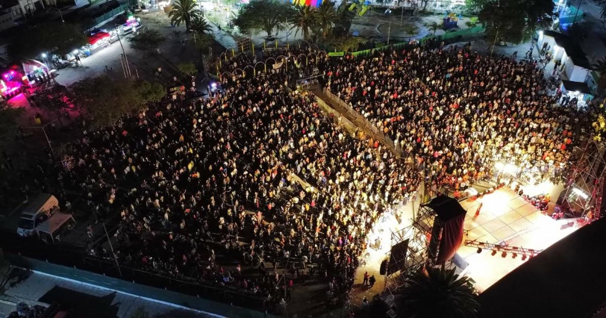 La Sole regresoacute a Antildeatuya e hizo vibrar al puacuteblico en el Festival de la Tradicioacuten