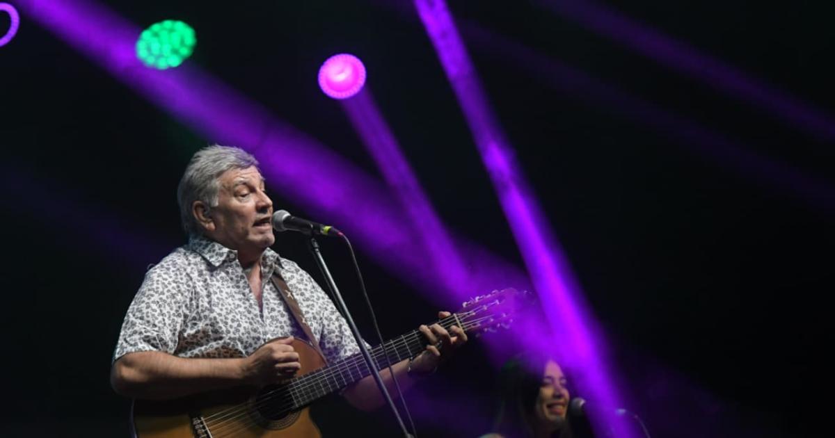 Plaza Antildeoranzas vibra con la segunda noche del Festival Nacional de la Chacarera