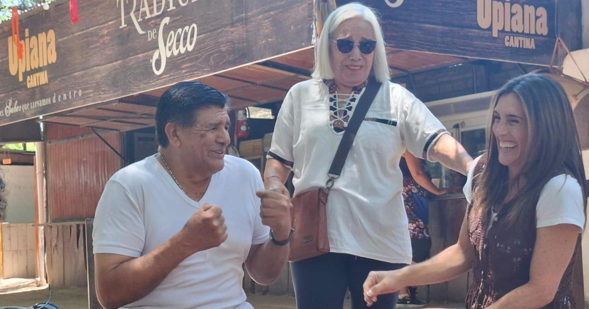 EXCLUSIVO- Lo que no se vio sobre la visita de Soledad Pastorutti al Patio del Indio