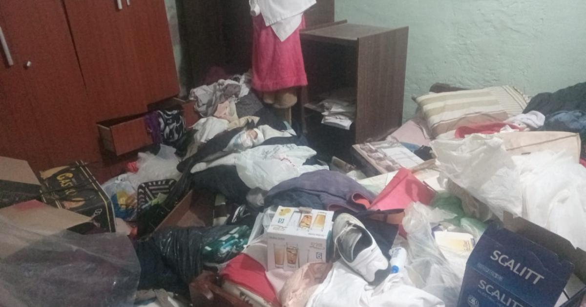 Le roban maacutes de 5000000 al duentildeo de una carniceriacutea aprovechado que habiacutea salido de la casa