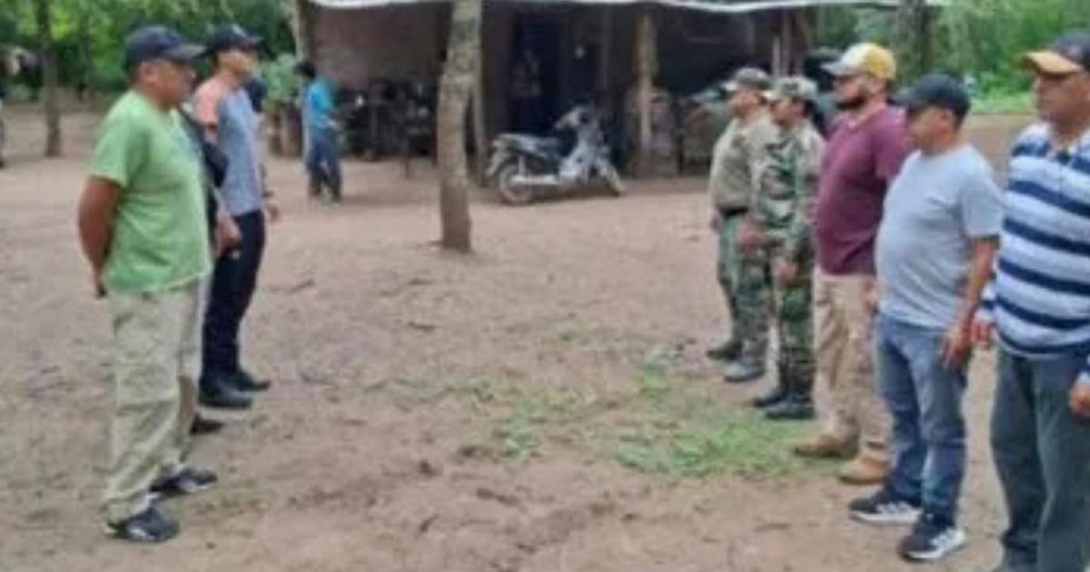 Buscan a un hombre mayor y a su nieto que se extraviaron en los cerros