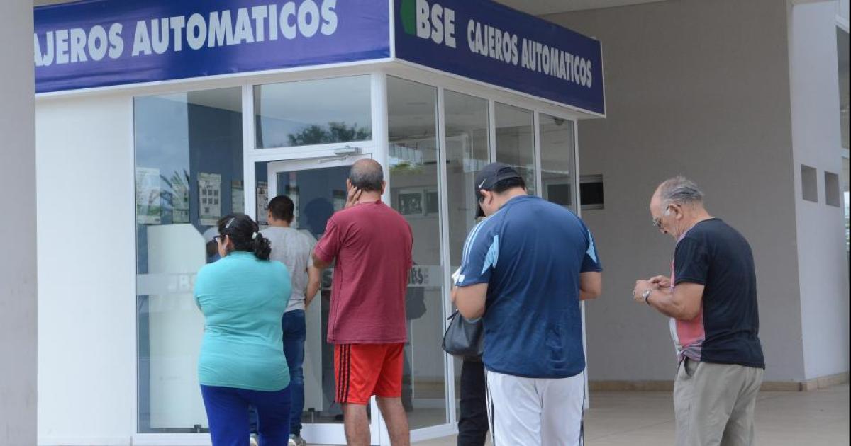 Se inicia el pago a jubilados y beneficiarios de asignaciones