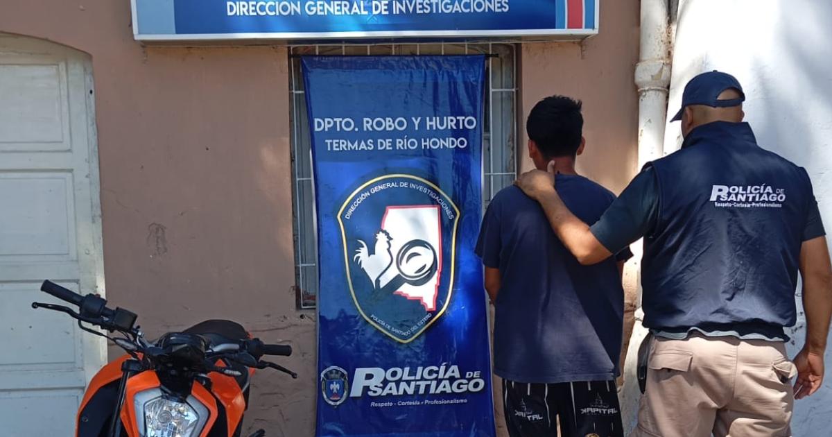 Cobraba peaje a vecinos e intentoacute acuchillar a policiacutea- quedoacute preso