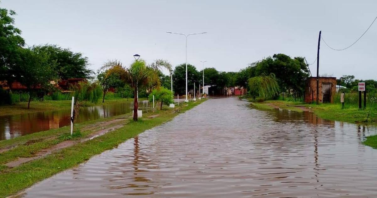 Maacutes de 120 mm de lluvia en Los Juriacutees- el Municipio pidioacute extremar precauciones