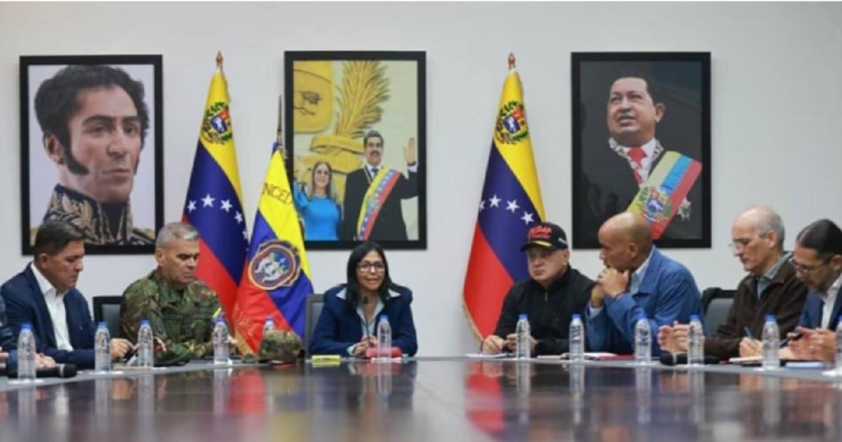 Venezuela abre una nueva etapa de diaacutelogo con EE UU- confirmaron la llegada de una delegacioacuten diplomaacutetica