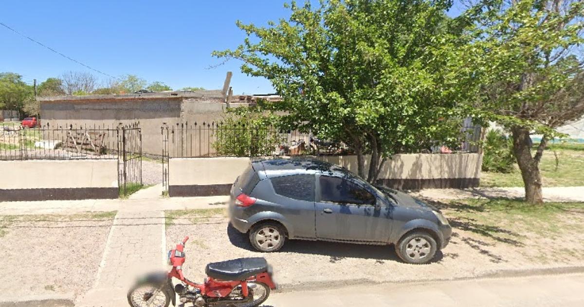 Motochorros armados con cuchillo y tumbera asaltaron a tres menores