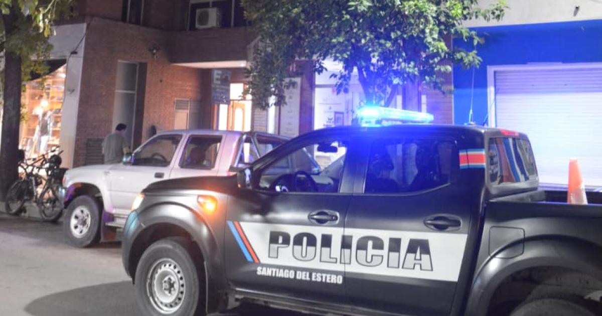 Investigan la muerte de un hombre en un departamento ceacutentrico