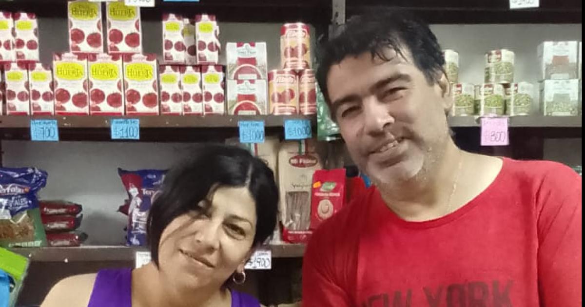 Una despensa de barrio y su rol silencioso en la comunidad santiaguentildea