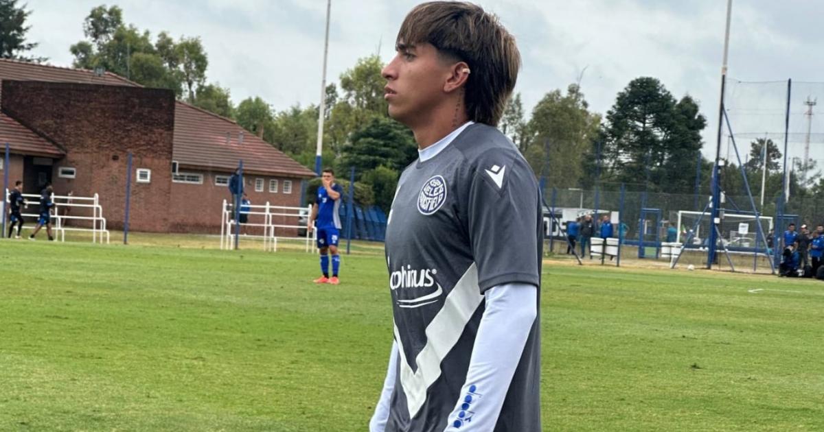 Maher Carrizo sumoacute minutos en Veacutelez mientras define su futuro entre River y Europa