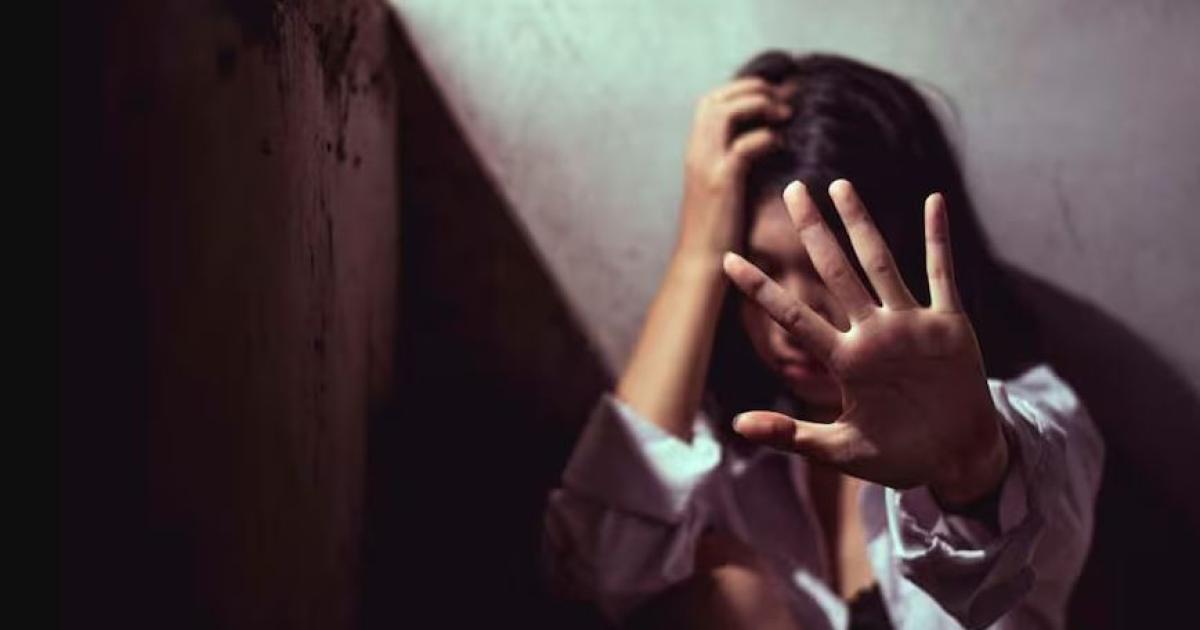 Denunció al padre de su hija luego de haberla atacado en la calle- le quitó la bolsa de pan y la agarró de los pelos