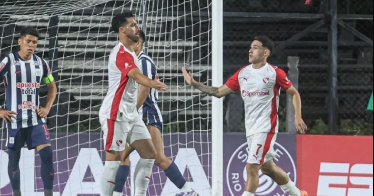 GESTO LE AGRADECIÓ A GUSTAVO QUINTEROS POR PEDIRLE A LA DIRIGENCIA QUE NO LO VENDAN