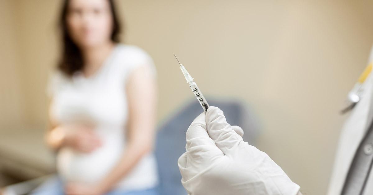 Inicia la vacunacioacuten contra el Virus Sincicial Respiratorio- se aplica a embarazadas entre las semanas 32 y 36