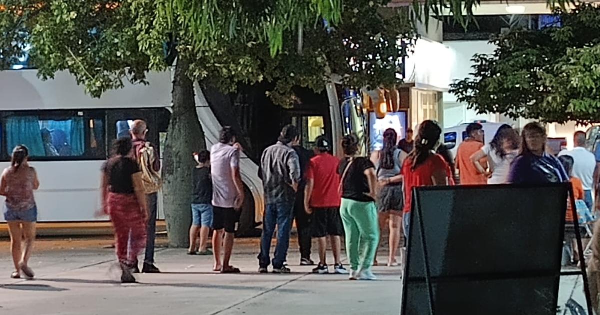 Un acto desesperado de amor evitoacute una tragedia mayor en la Ruta 9