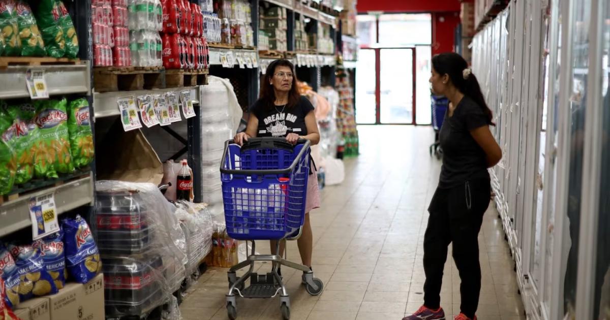 INDEC daraacute a conocer la inflacioacuten total del 2025 y seriacutea la cifra maacutes baja desde 2017