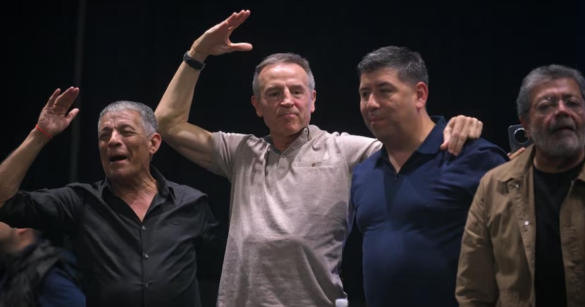 Los cotitulares de la CGT Octavio Argüello Jorge Sola y Cristian Jerónimo junto a Gerardo Martínez (Foto- Jaime Olivos)