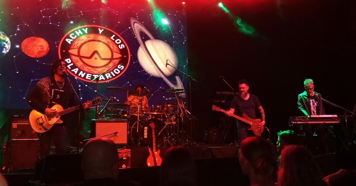 Achy y los Planetarios presentoacute Mensaje