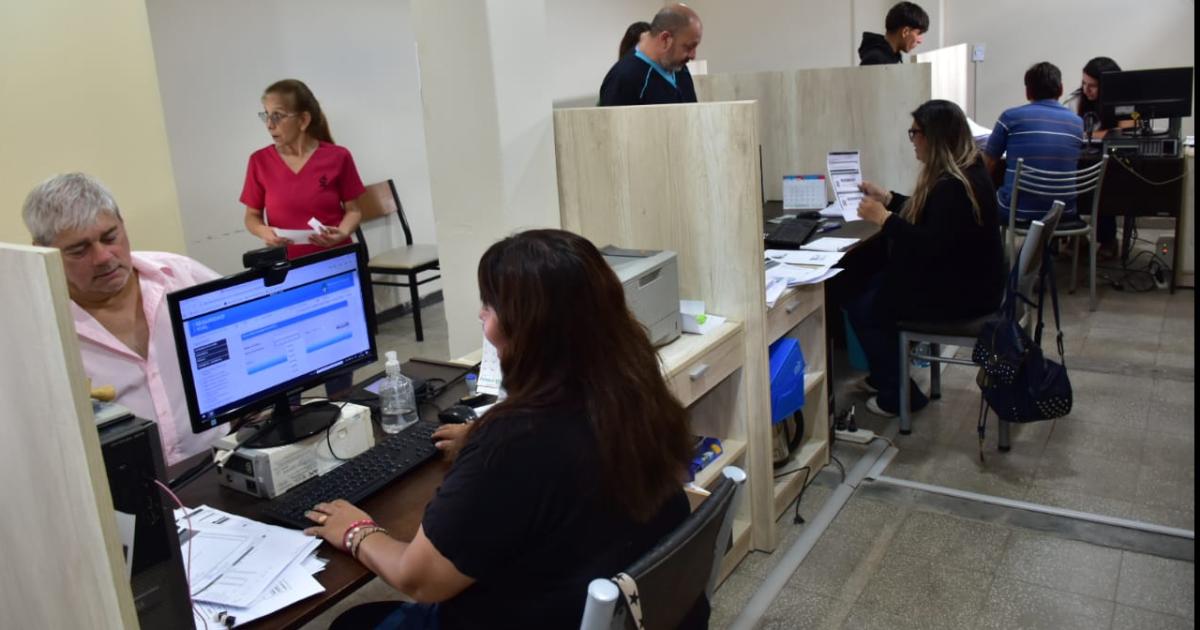 Facilitan la obtencioacuten de la licencia nacional de conducir en Friacuteas