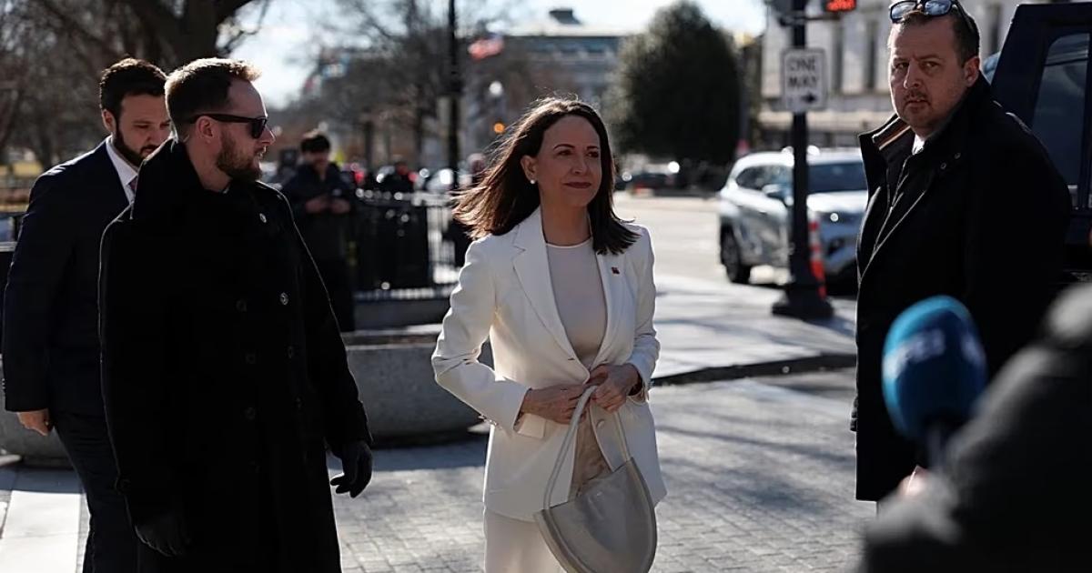 Trump se reunioacute con la Nobel de la Paz Mariacutea Corina Machado