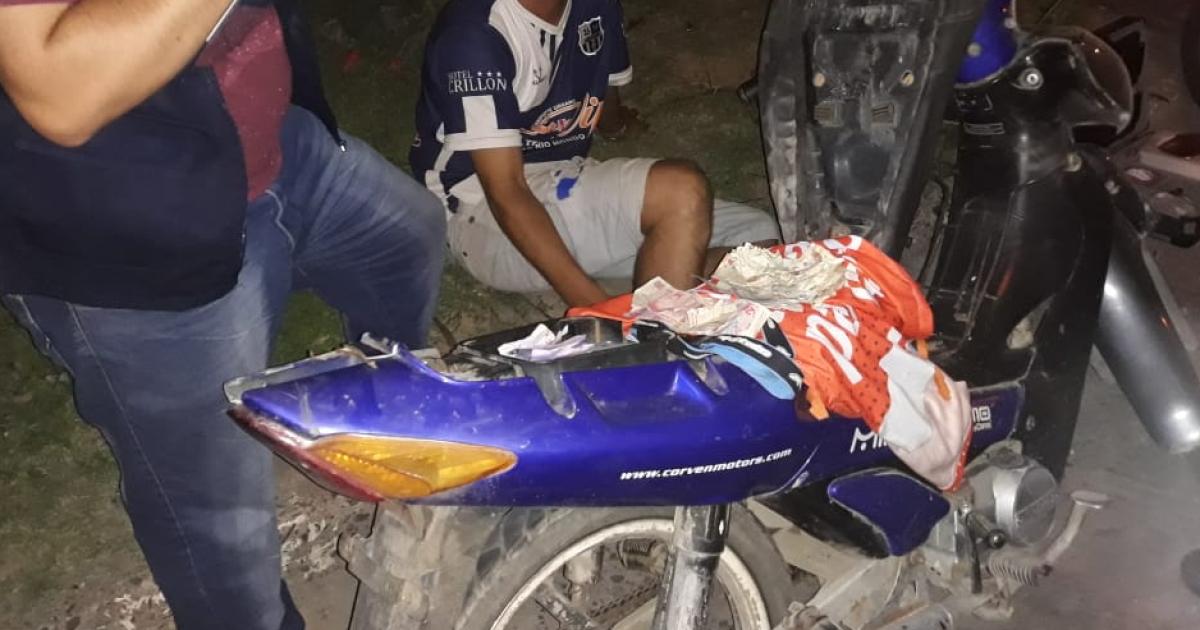 Cayoacute el Pedidos Ya de Drogas- pareja fue descubierta cuando andaba en moto repartiendo cocaiacutena