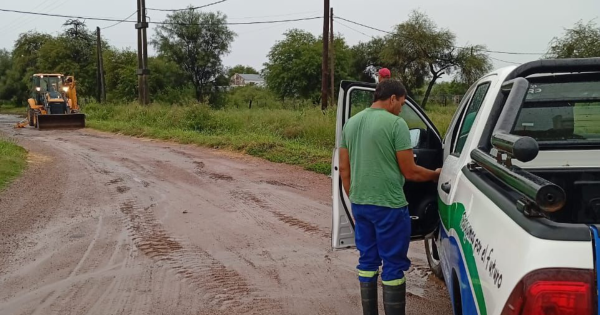 Temporal en Quimiliacute- la Municipalidad intensificoacute los trabajos tras las intensas lluvias para dar asistencia a los damnificados