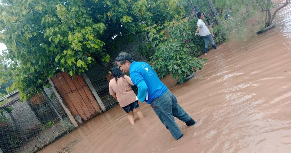 Maacutes de 350 familias recibieron asistencia tras las fuertes tormentas