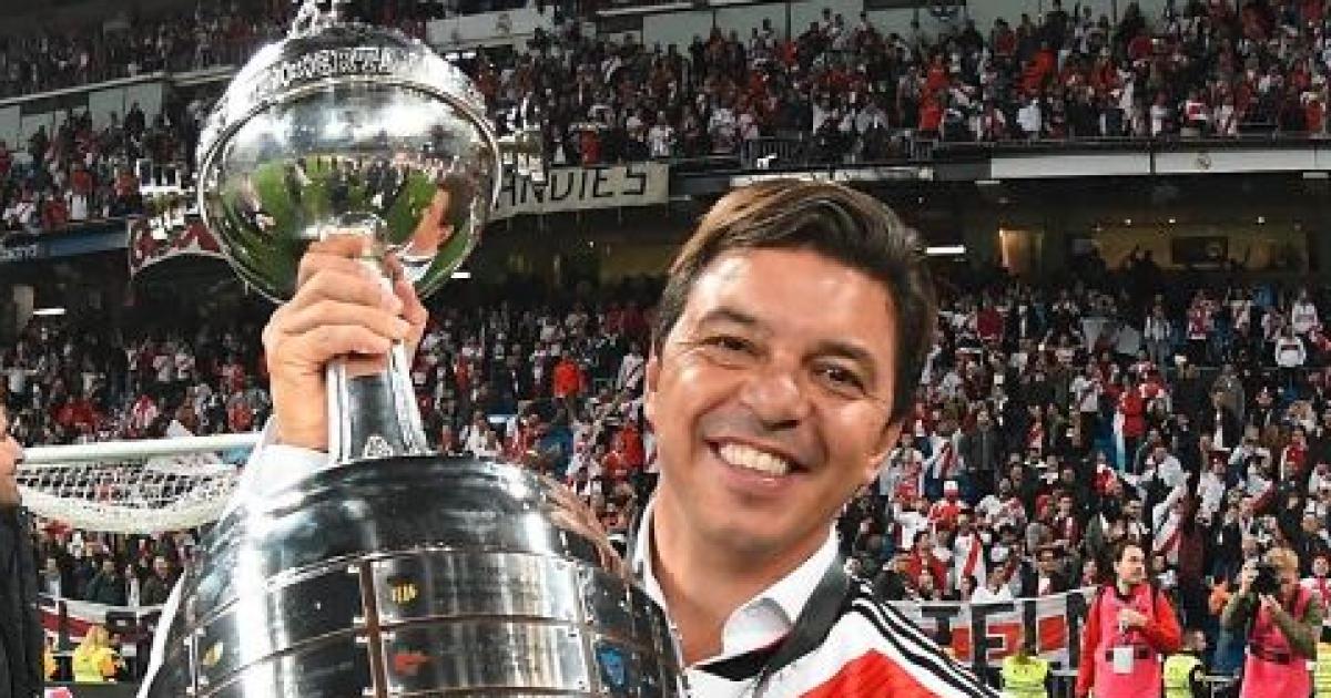 River celebroacute los 50 antildeos del Muntildeeco Gallardo