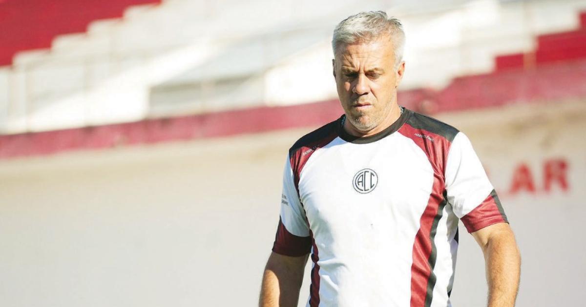 Central Coacuterdoba pone el foco en el debut y Pusineri evaluacutea su primer once oficial