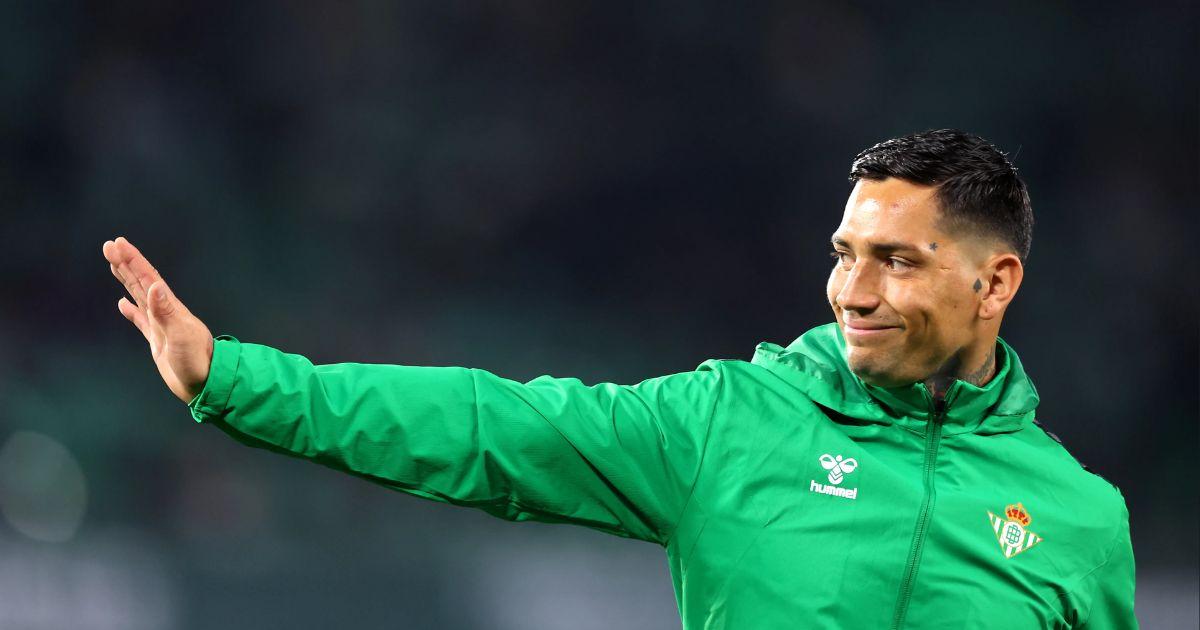 El delantero es jugador del Real Betis