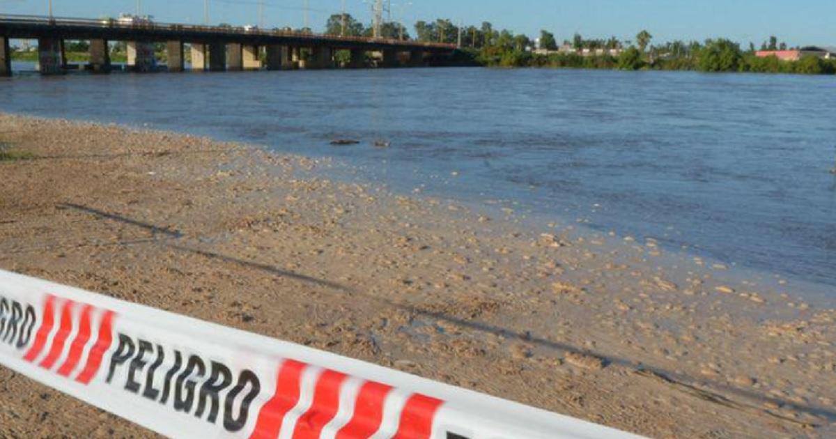 Alerta por la crecida del río Dulce- piden extremar precauciones y evitar el cauce - Foto- EL LIBERAL