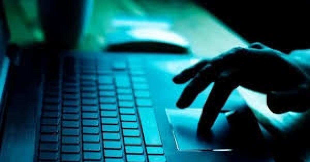 Hackean WhatsApp a empleado puacuteblico y estafan en 500000