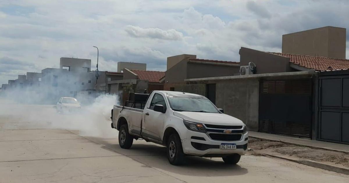 Nuevo operativo semanal de fumigacioacuten para reducir el riesgo de dengue