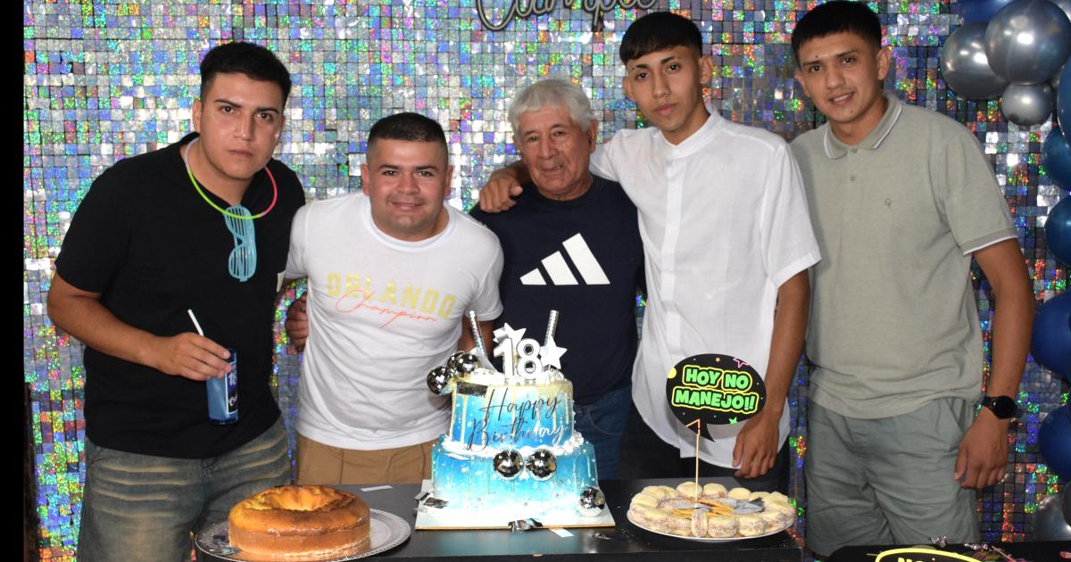 CRISTIAN CELEBROacute SUS 18 ANtildeOS