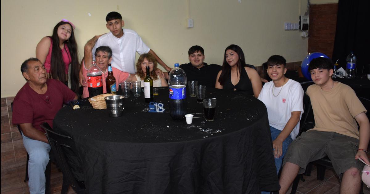 CRISTIAN CELEBROacute SUS 18 ANtildeOS