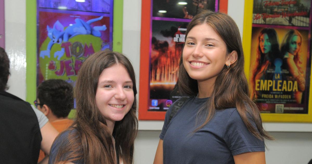 NOCHES DE CINE EN VACACIONES