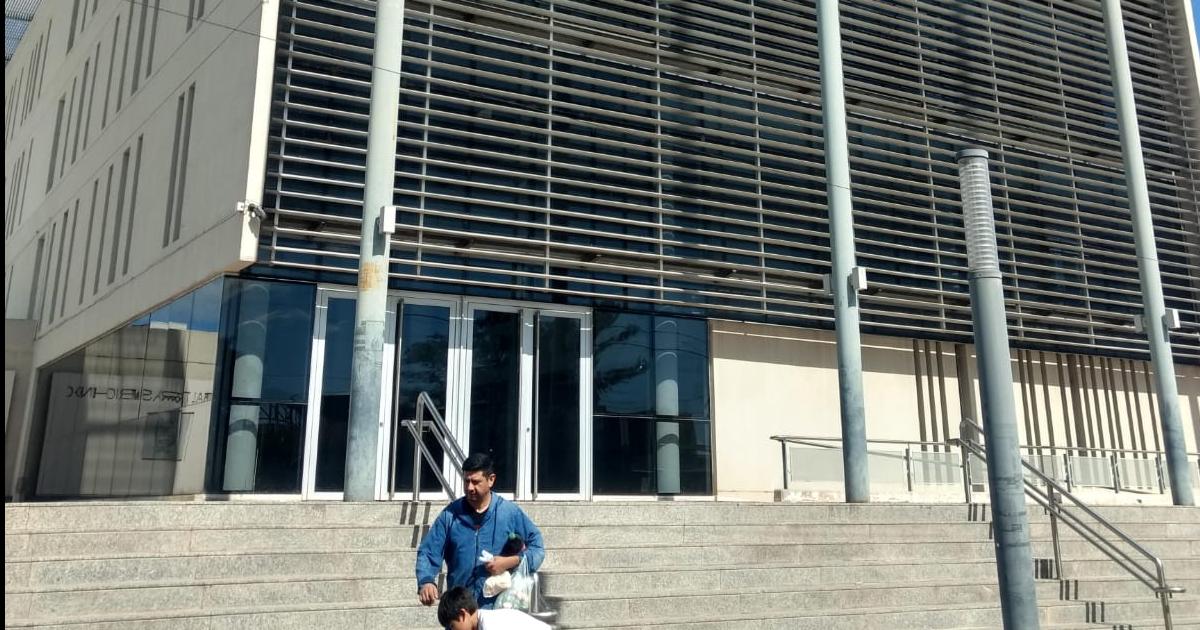 Roban maacutes de US1000 y 350000 a un turista brasilentildeo en Las Termas