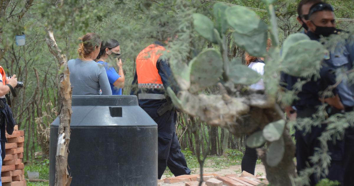 Roboacute 14000000 comproacute un auto y le pidioacute al amigo que enterrara el resto