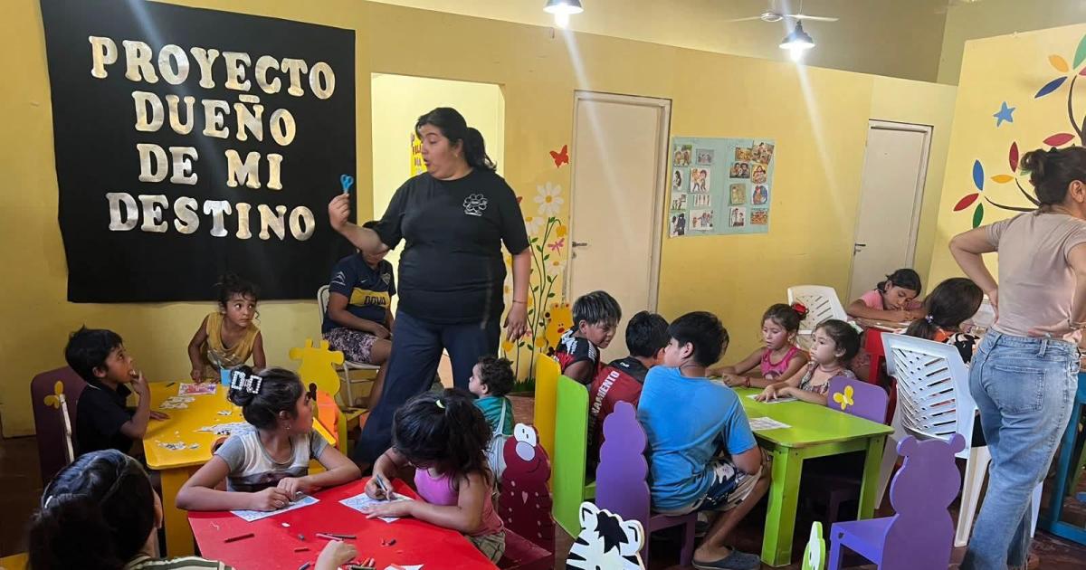 Duentildeo de mi Destino para acompantildear a menores en riesgo