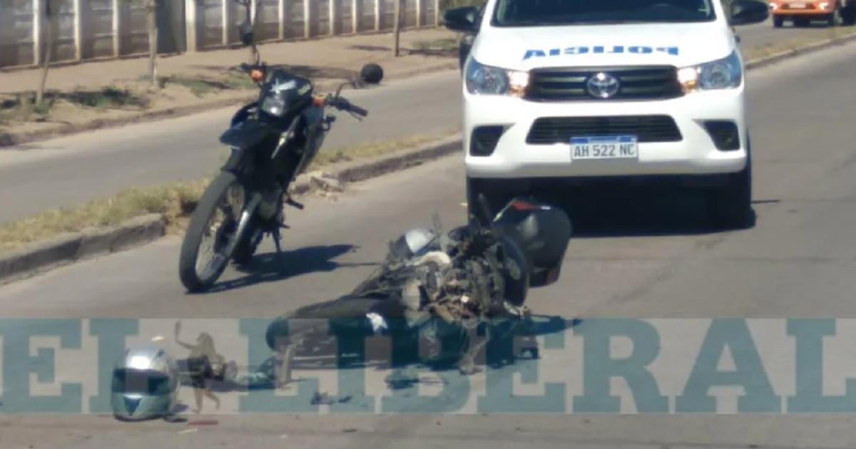 Choque en pleno barrio Centro - Foto- Archivo EL LIBERAL