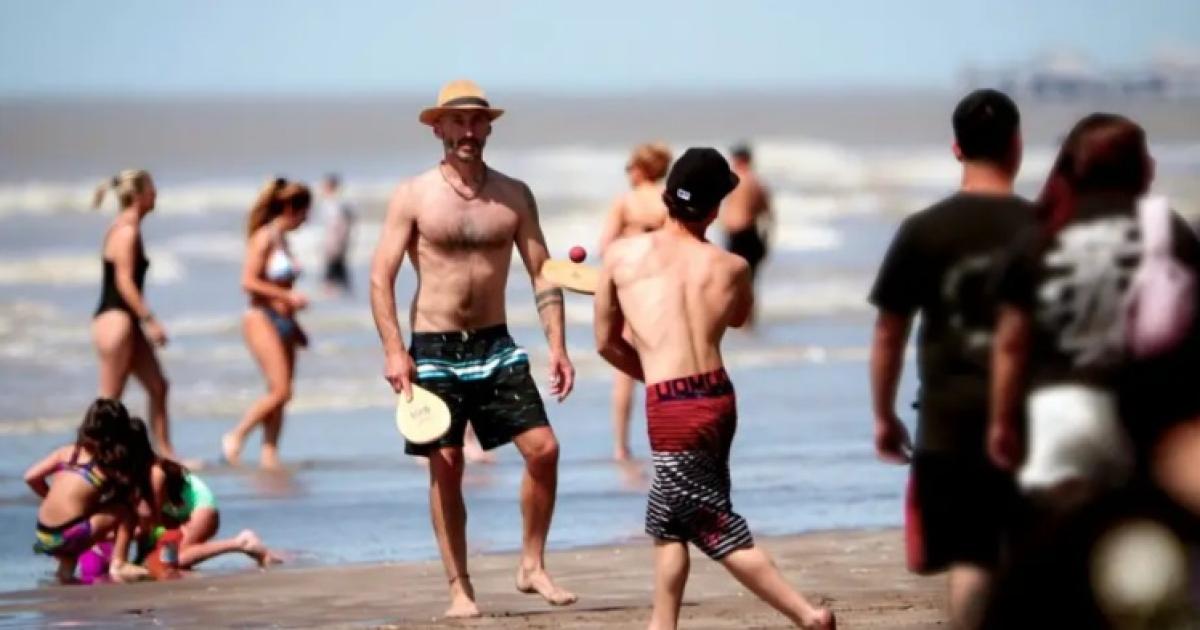 VERANO 2026- Casi un millar de santiaguentildeos salieron en la primera quincena