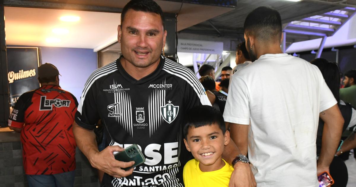 EL PUacuteBLICO ALENTOacute A CENTRAL COacuteRDOBA