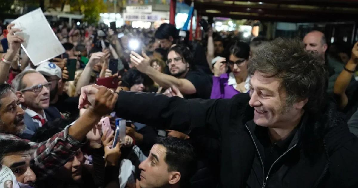 Milei vuelve de Davos y viaja a Mar del Plata para continuar el Tour de la Gratitud