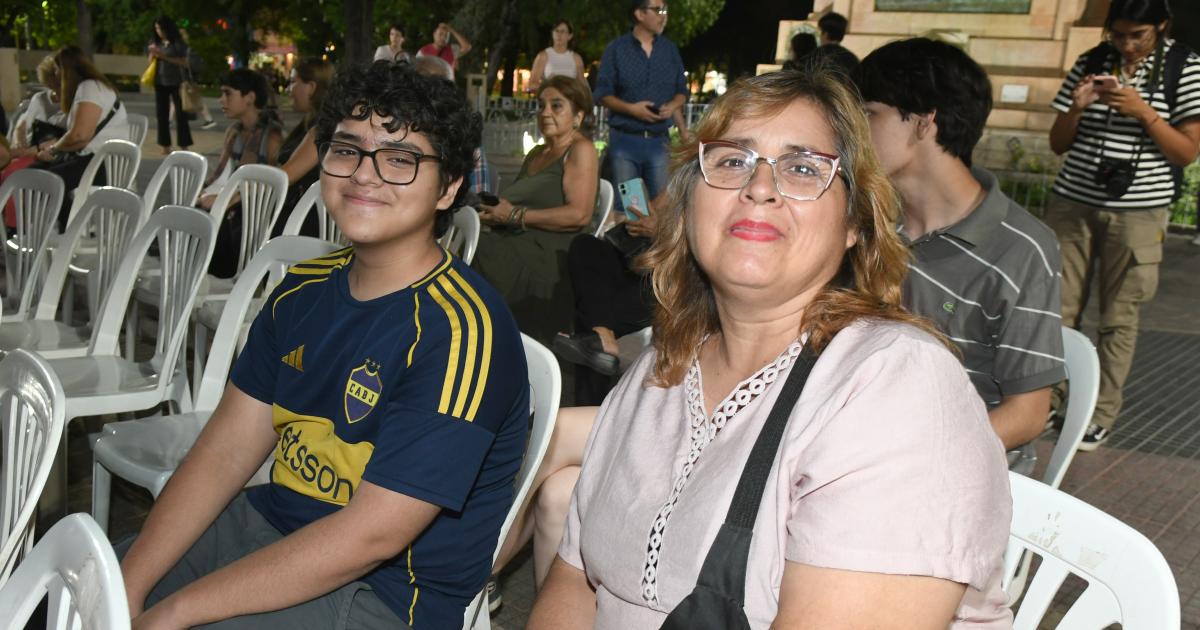 LA PLAZA LIBERTAD SE LLENOacute DE MUacuteSICA