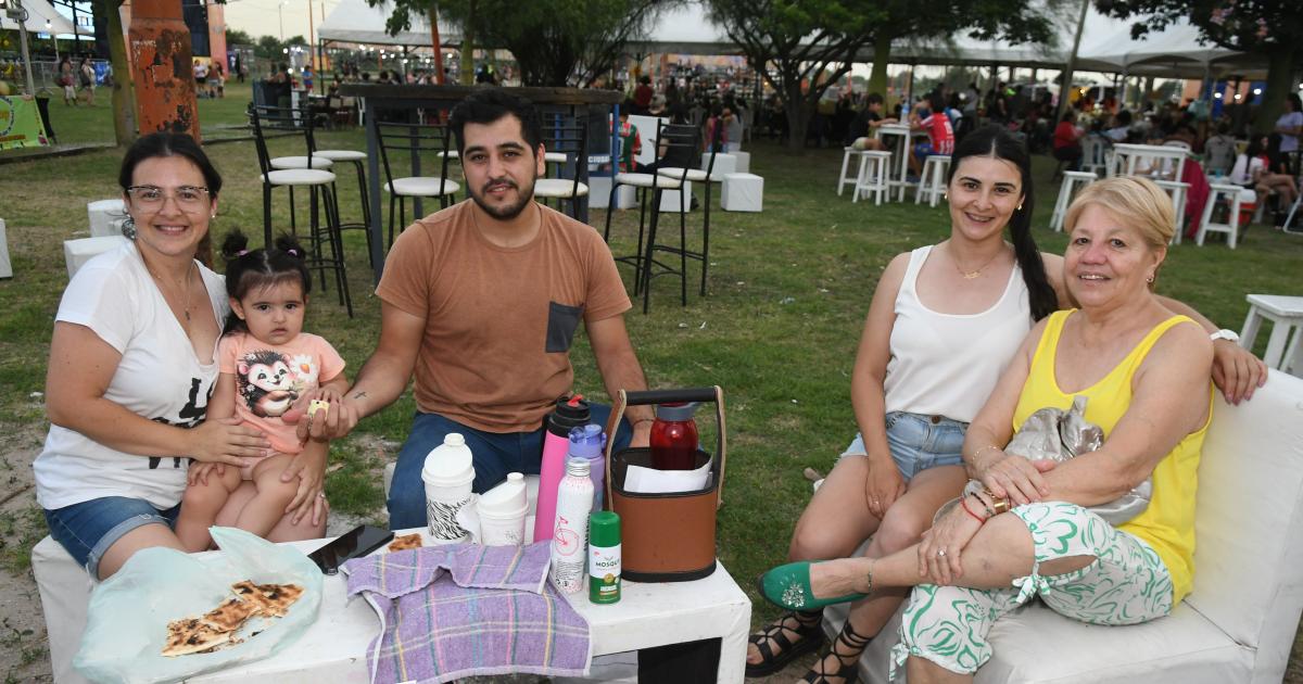 A ORILLAS DEL DULCE UN ESPACIO FAMILIAR