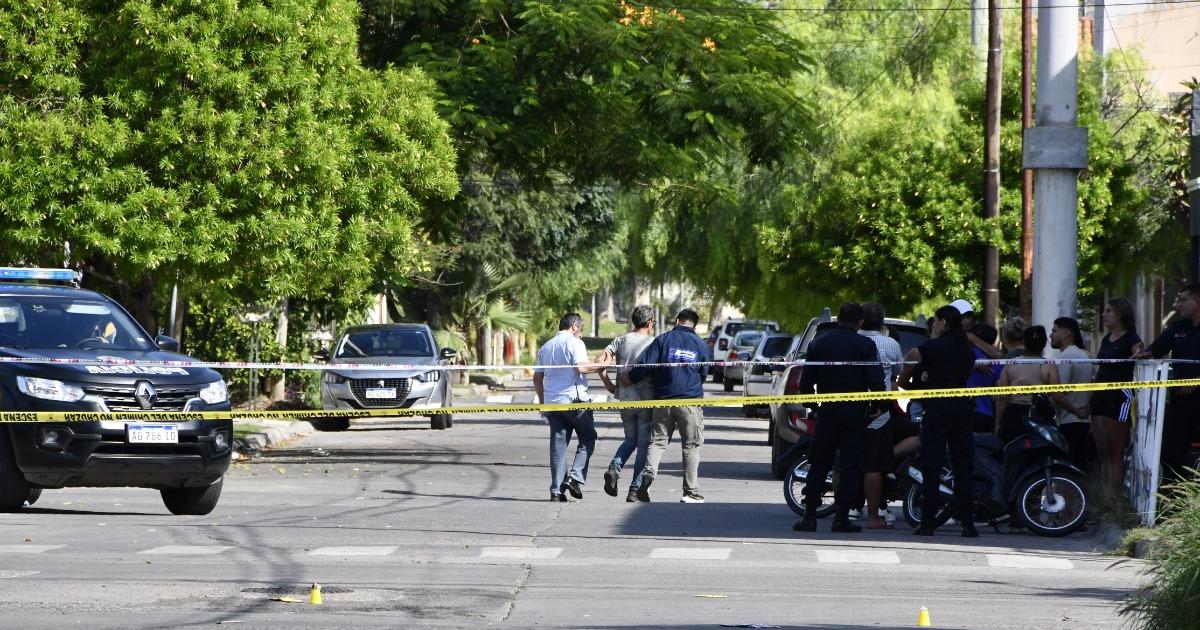 Un hombre fue brutalmente asesinado y un vecino es el principal sospechoso